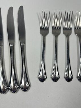 7 Piece Vintage Oneida 1881 Rogers Repose Bittersweet Pattern Stainless Flatware